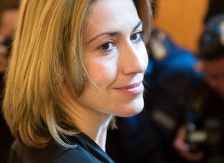 Zguduitoarele istorii personale, consemnate de scriitoarea Gwenaelle Aubry