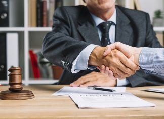 Ce trebuie sa stii atunci cand angajezi un avocat