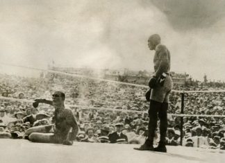 Pumnul negru care a lovit America alba