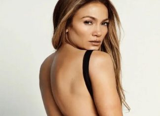 Jennifer Lopez aniverseaza 53 de ani cu o sedinta foto nud: „Sunt mai fericita ca niciodata”