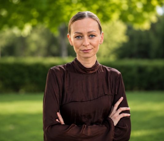 Divorț la notar sau în instanță? Avantaje, dezavantaje, costuri și durata fiecărei proceduri